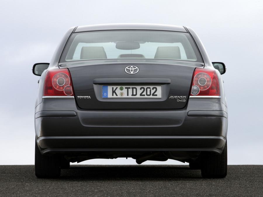  Toyota Avensis Sedan 2006 года  (фото 11 из 113)